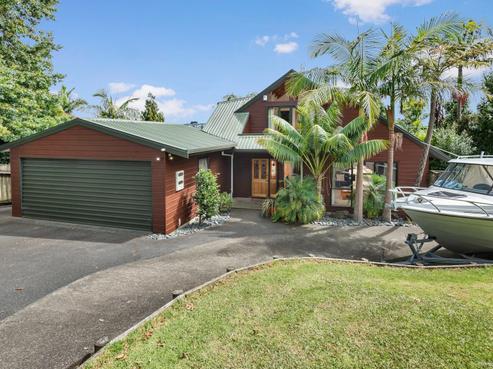 17 Wairere Road, Torbay