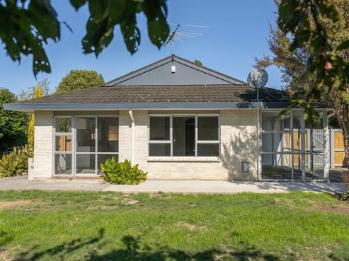 80 High Street, Solway