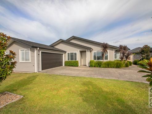 12 Pohutukawa Parade, Riverhead