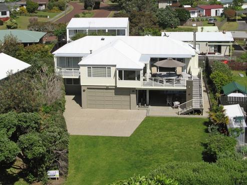 12 Jacksons Claim, Pauanui