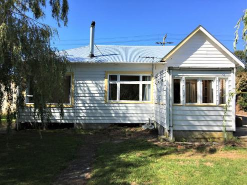 69 Salcombe Street, Kaitangata
