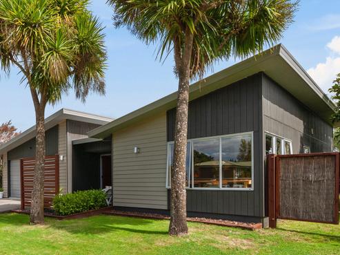 8 Rangipoia Place, Turangi
