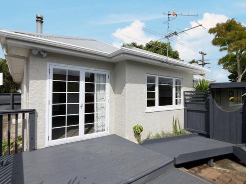115 Arapiki Road, Enner Glynn