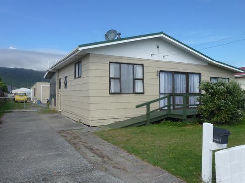 63 Doyle Street, Blaketown