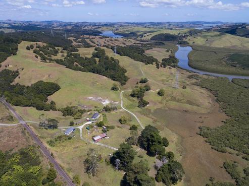 106 Ross Road, Topuni