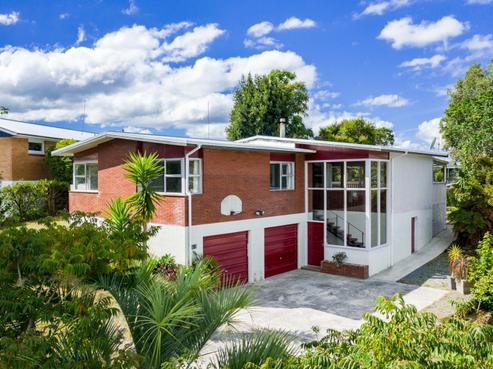 14 Parkland Crescent, Kamo