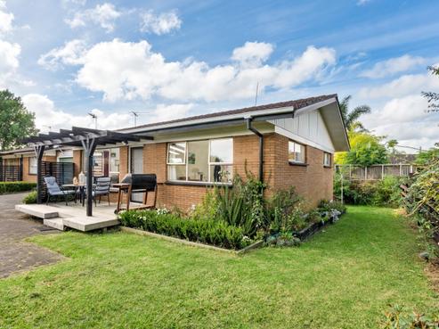 2/14 Park Estate Road, Rosehill