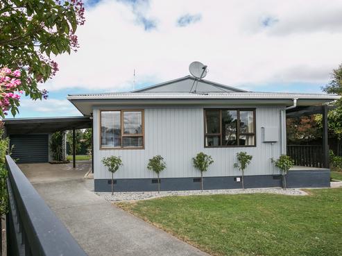 8 Clement Place, Greenmeadows