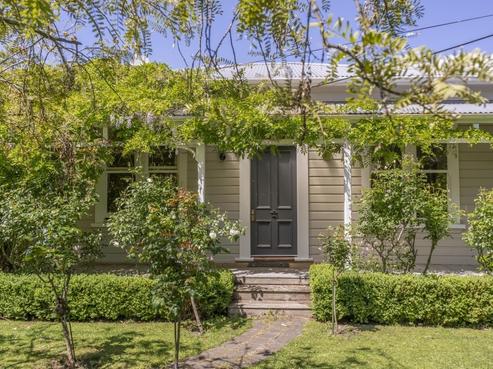 6 Suez Street, Martinborough