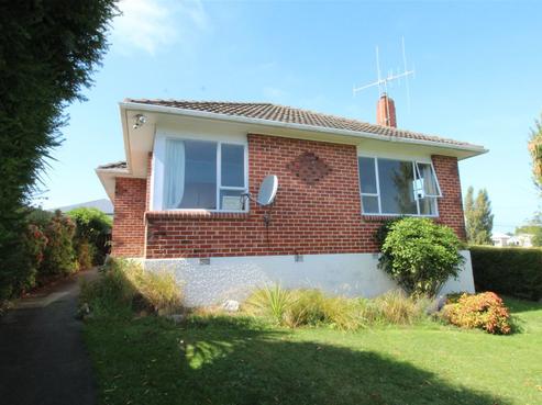 34 Preston Street, West End