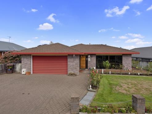 7 Silhouette Way, Western Heights