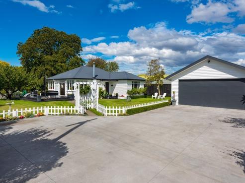 44A Adams Lane, Springlands