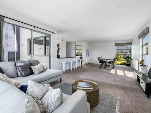 42 West Meadows Drive, Wanaka