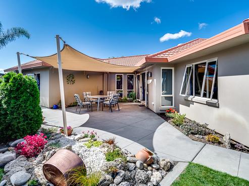 34 Pinotage Drive, Greenmeadows