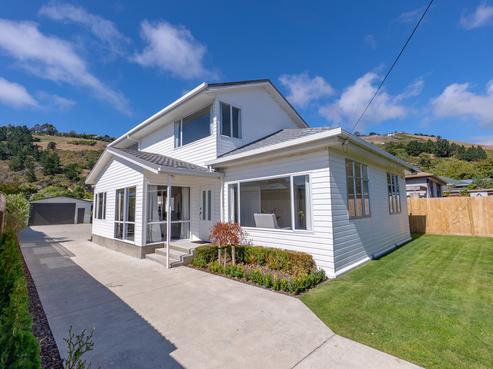 13 Bay View Road, Moncks Bay