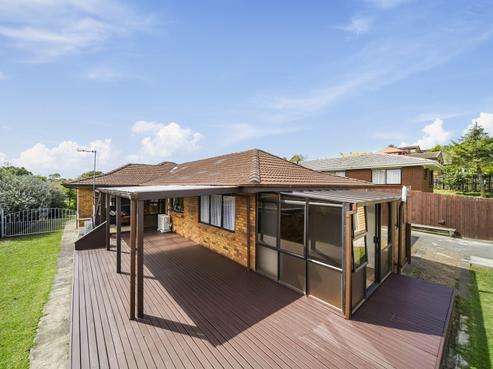 94 Dalwhinnie Parade, Highland Park