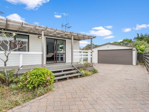 8 Cromwell Drive, Fitzroy
