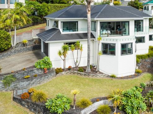 63 Penguin Drive, Murrays Bay