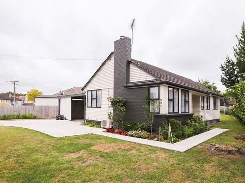 27 Tennyson Road, Enderley