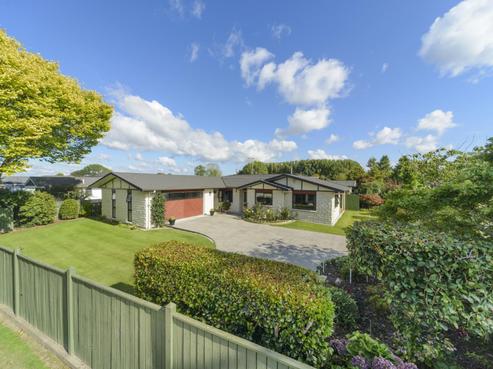 1 Tudor Grove, Feilding