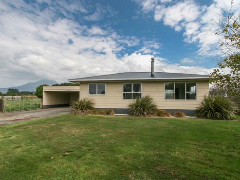 436 Durham Road Upper, Inglewood
