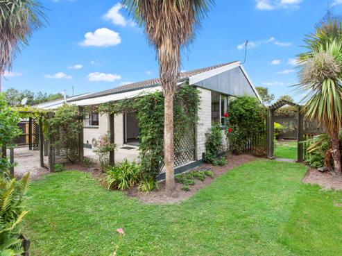1/38B Cavendish Road, Casebrook