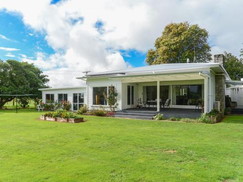 232 Ruataniwha Road, Wairoa