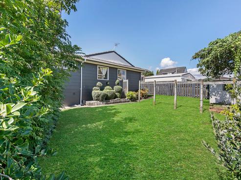 1/109 Pigeon Mountain Road, Half Moon Bay