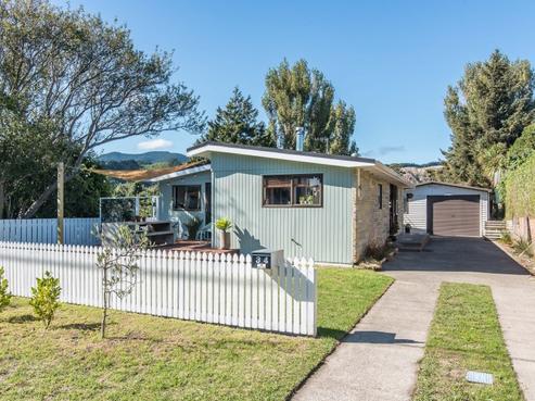 34 Gavin Road, Raumati Beach