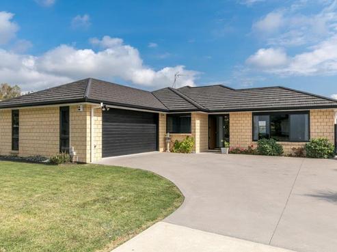 19 Okoroire Street, Tirau