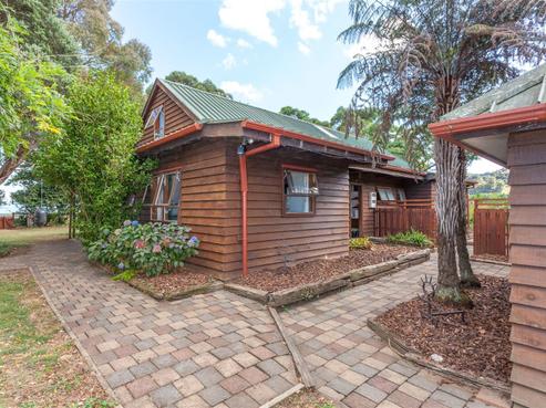 145 Kopu-hikuai Road, Kopu