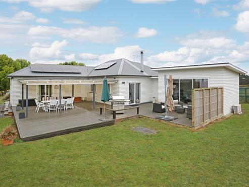 152 Otuiti Road, Pukekawa