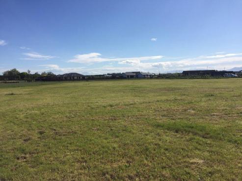 7 Lake View Terrace, Huntingdon/Lake Hood