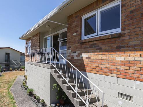 105K Lake Road, Frankton