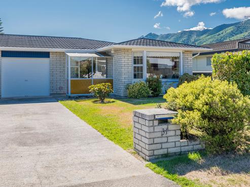 31 Kapanui Road, Waikanae