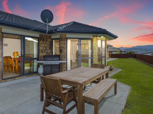 44 King Charles Drive, Kingsley Heights