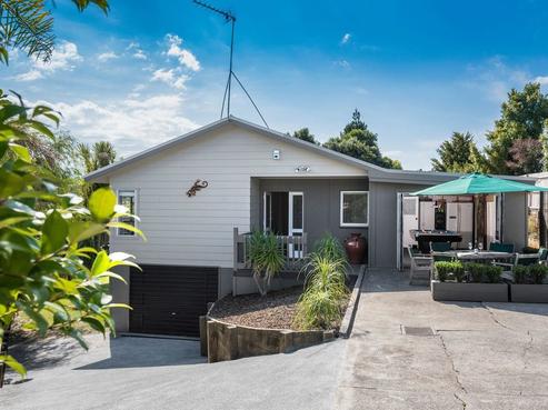 50 Danbury Drive, Torbay
