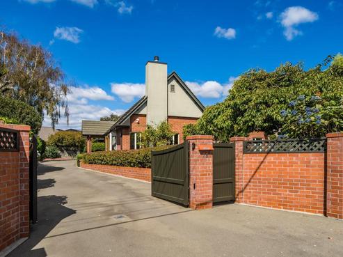 25 Hathaway Avenue, Boulcott