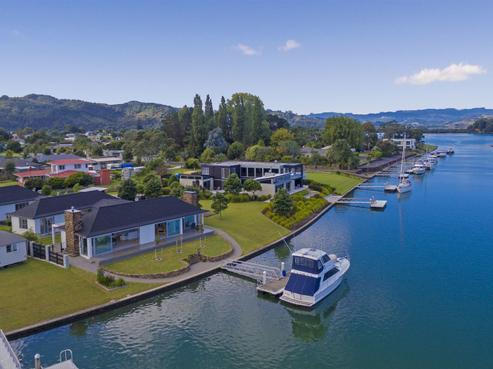 15 Waitotara Way, Whitianga