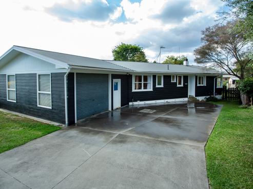 83 Raleigh Street, Leamington