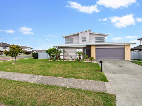 2 Scotsmoor Drive, Wattle Downs