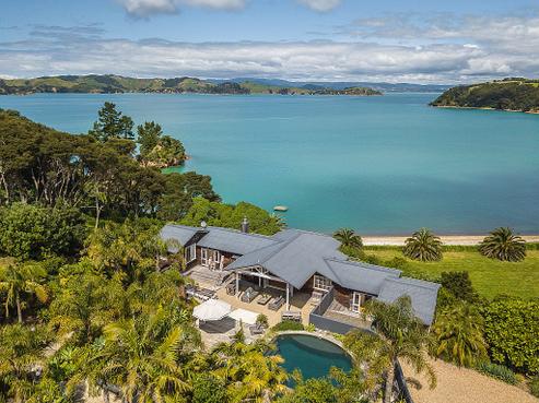 118 Cowes Bay Road, Waiheke Island