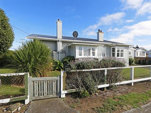 28 Napier Street, Opunake