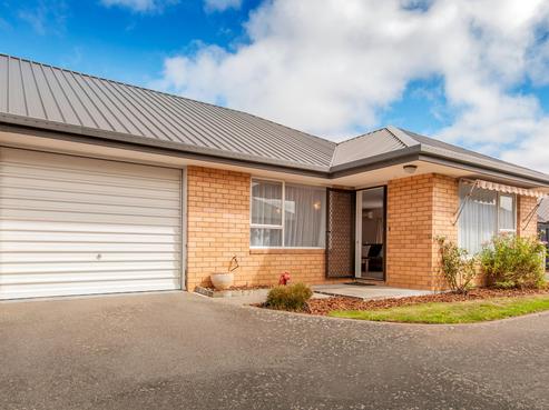 2/52 Middlepark Road, Sockburn