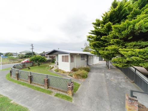1 Escort Grove, Awapuni