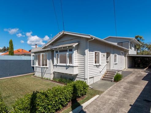 10 Westmere Park Avenue, Westmere