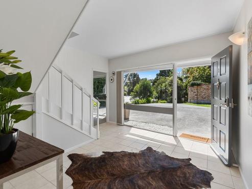 1/3 Bronwyn Place, Torbay