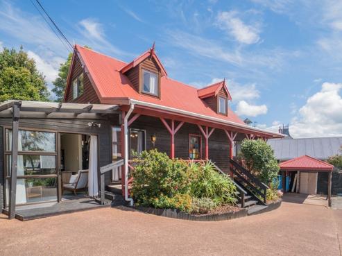 3/76 Kaurilands Road, Titirangi