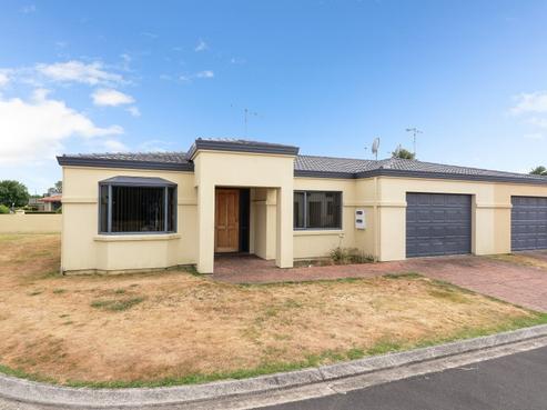 13 Sudbury Court, Rototuna North