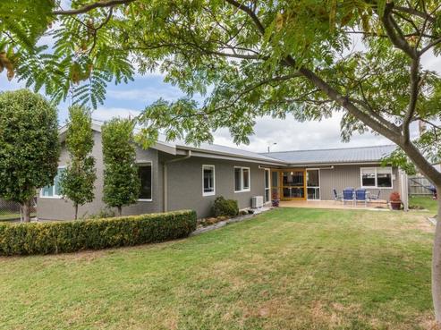 9 Harpham Street, Taradale